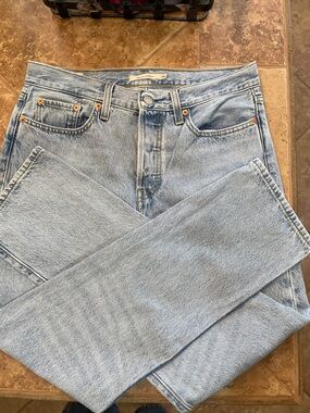 Wedgie Straight  Light Blue Jeans